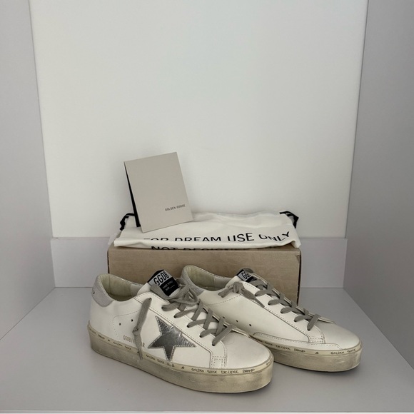 Golden Goose White Sneakers with Silver Star - Picture 1 of 7